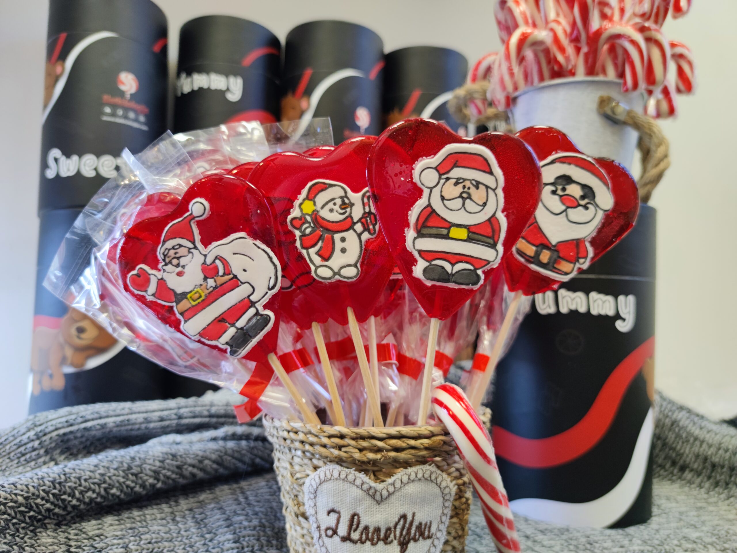 Lizalice Deda Marz, Sneško Belić Oblik Srca Crvene Boje