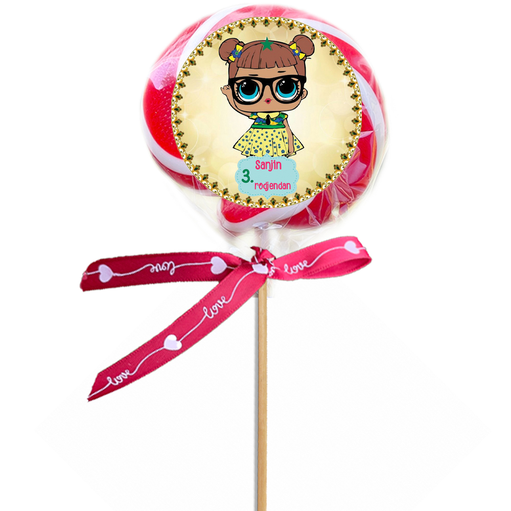 Personalizovane poklon lizalice etiketa za dekoraciju svadbe (65) Personalizovane rođendanske lizalice sa veselim motivima na slatkom stolu.