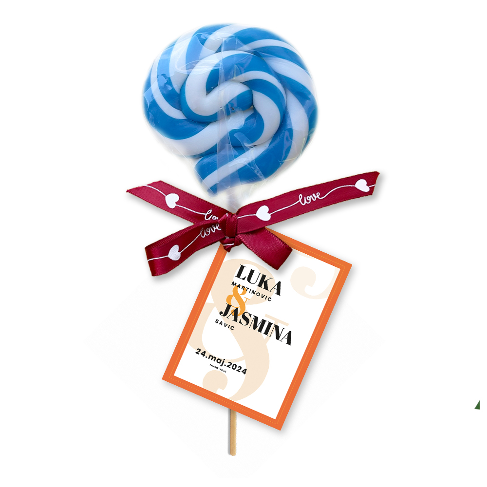 Personalizovane poklon lizalice za dekoraciju svadbe (477) Elegantno upakovane personalizovane lizalice, savršene za svadbenu dekoraciju i poklon za goste.